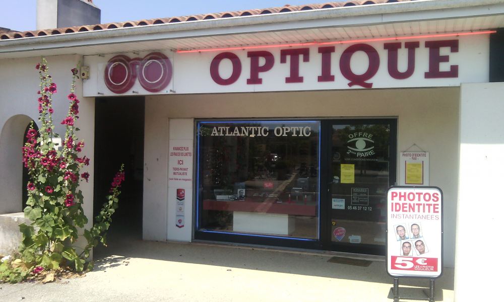 La façade du magasin Atlantic Optic